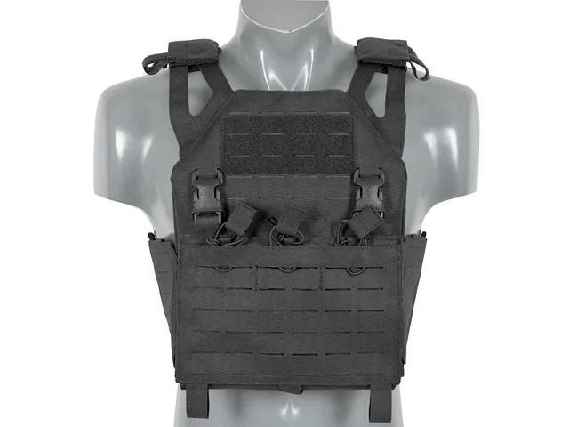 Buckle Up Operator Plate Carrier med AR15/AK-magasinlomme, laser-cut – sort Buckle Up Operator Plate Carrier med AR15/AK-magasinlomme, laser-cut – sort