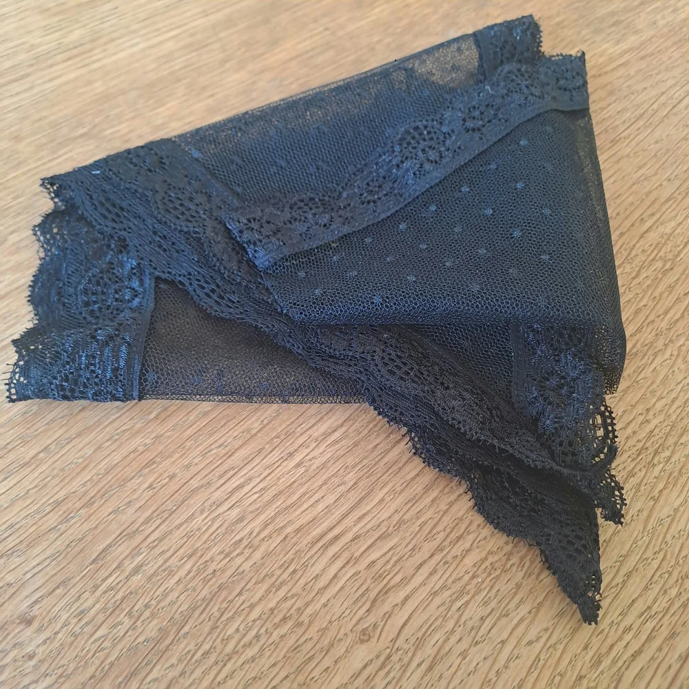 Svart mantilla - Bild 2