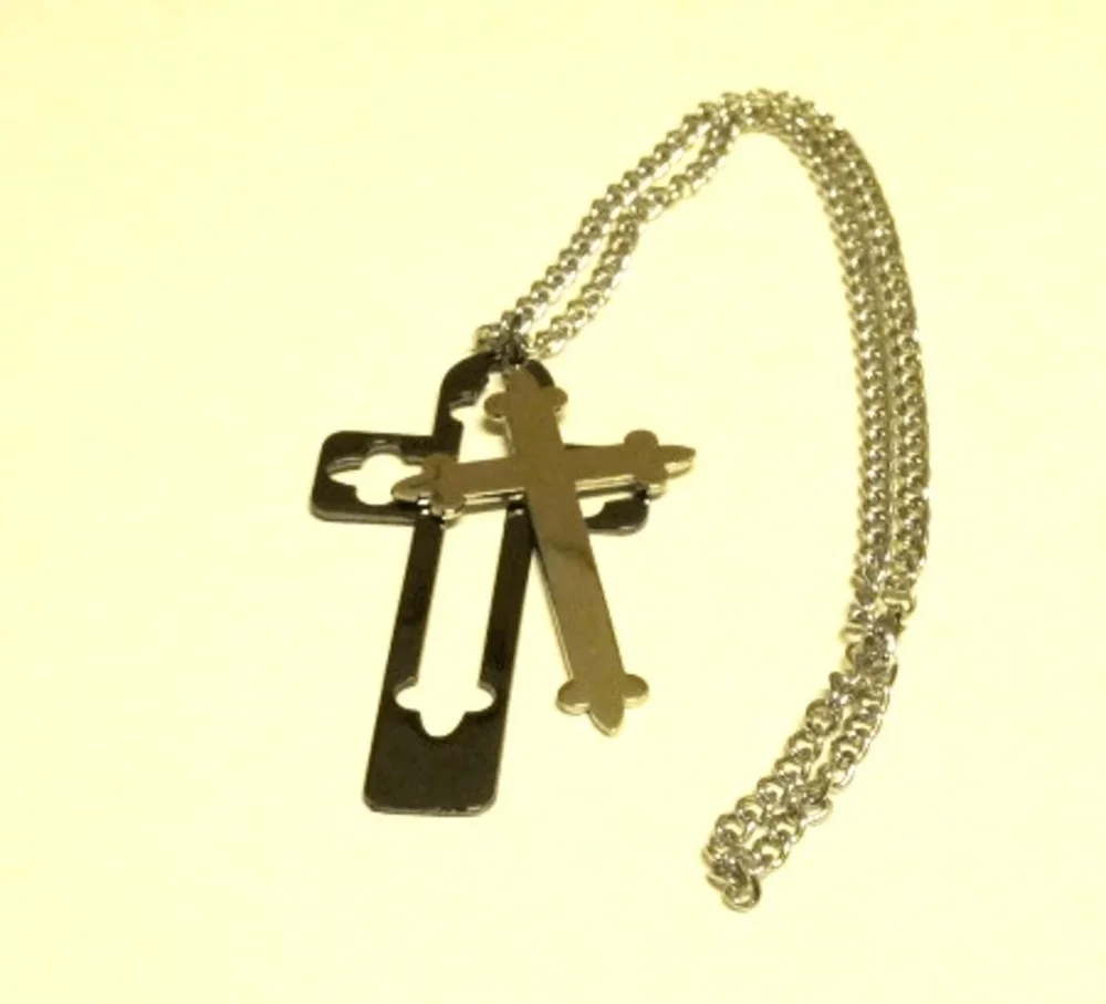 Kors halsband silver och svartfärgad - Bild 2