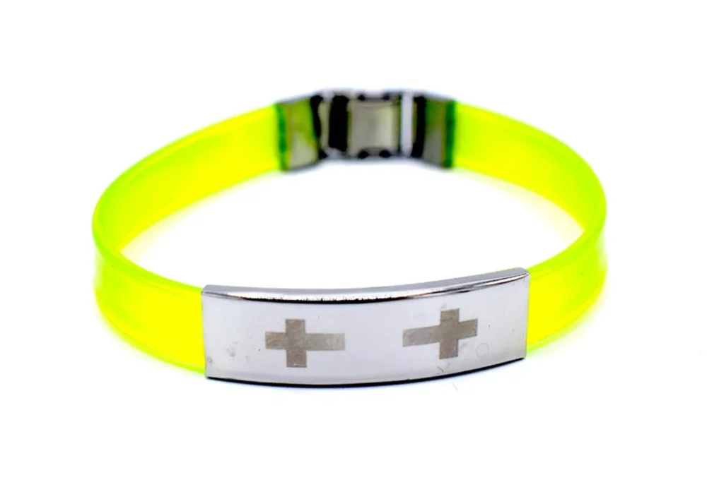 TVÅ KORS GUL/GRÖN ARMBAND