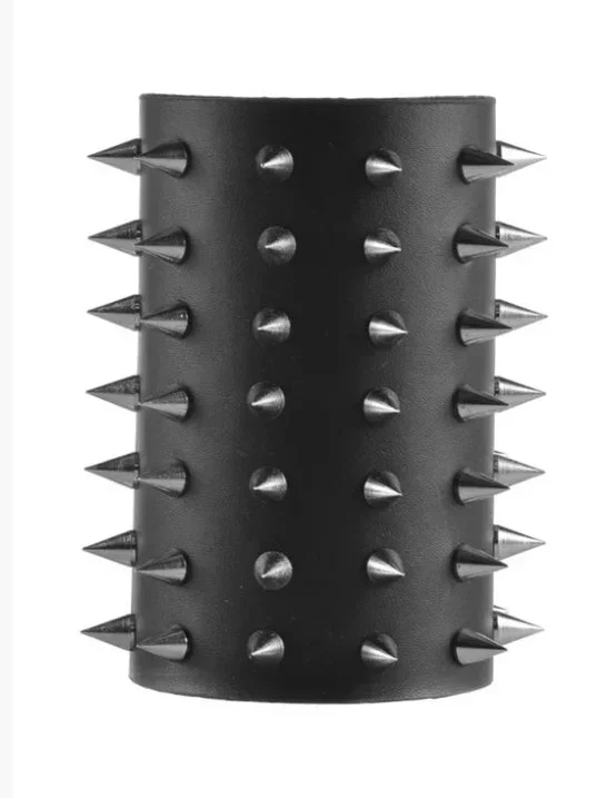 Brett Svart Läderarmband med Spetsiga Nitar – Justerbart Punk/Rock Cuff - Bild 1