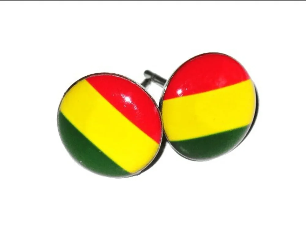 Knappörhängen - Rasta