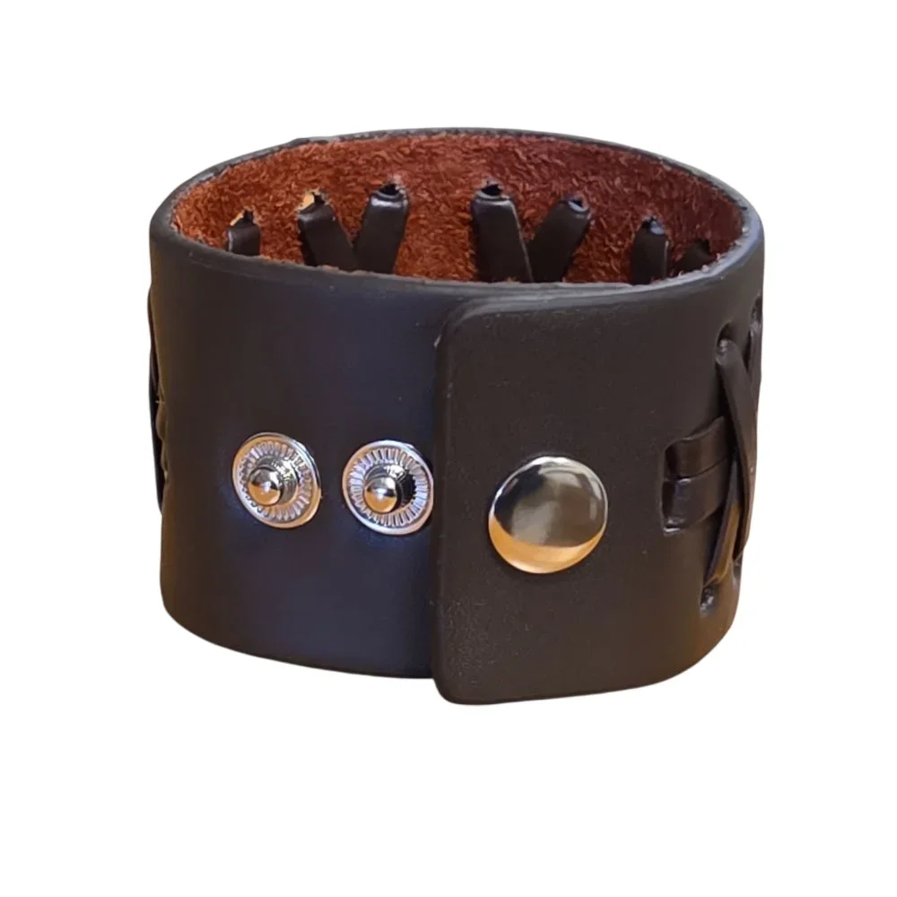 Brett brunt läderarmband med korssnörning – Justerbart - Bild 2