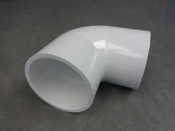 PVC vinkel 90 gr 2 1/2″ hona CS
