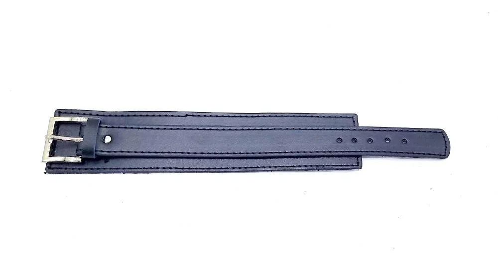 Svart armband i konstläder med spänne - Bild 2