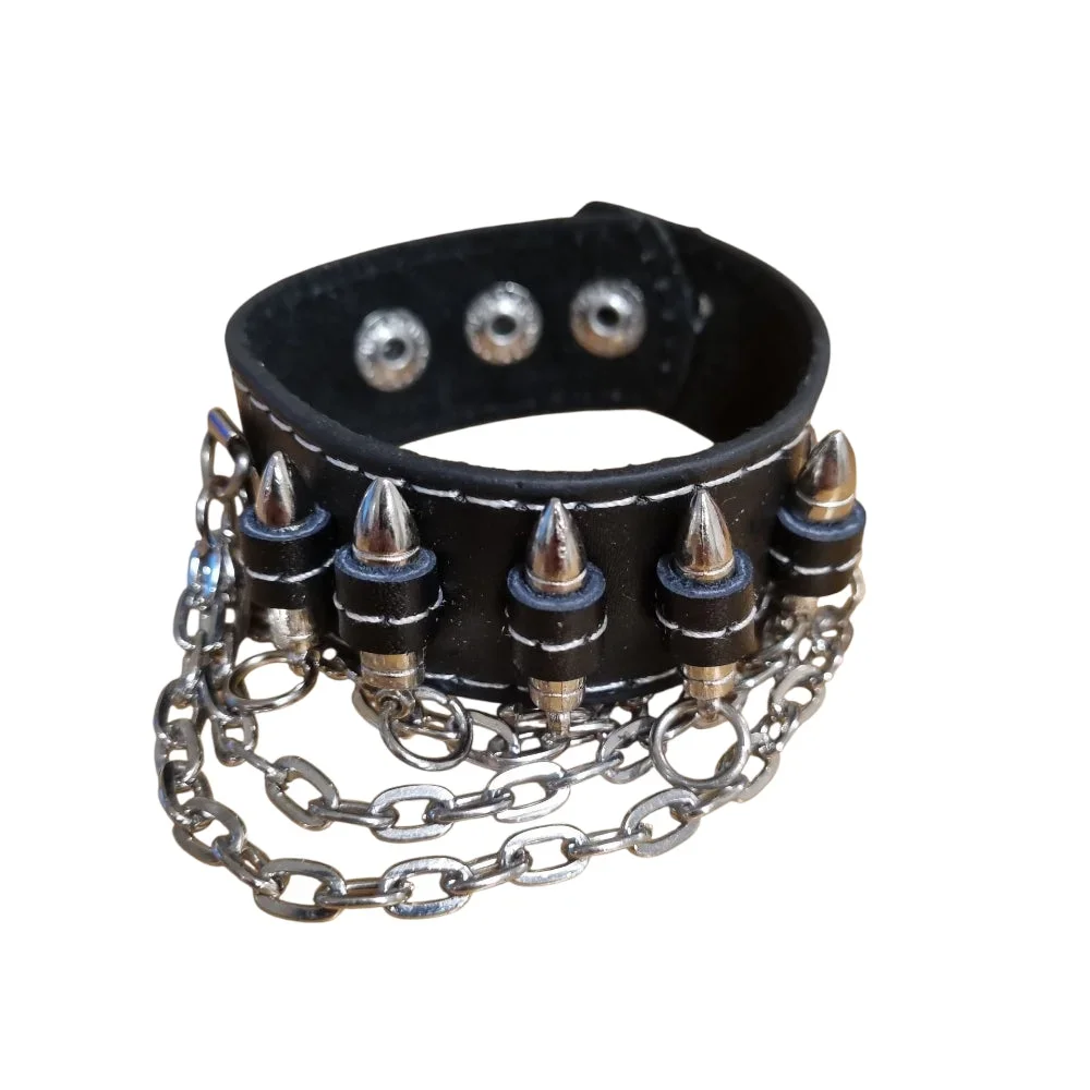 Svart nitarmband med kedjor & kulformade spetsnitar – rockigt statement - Bild 1