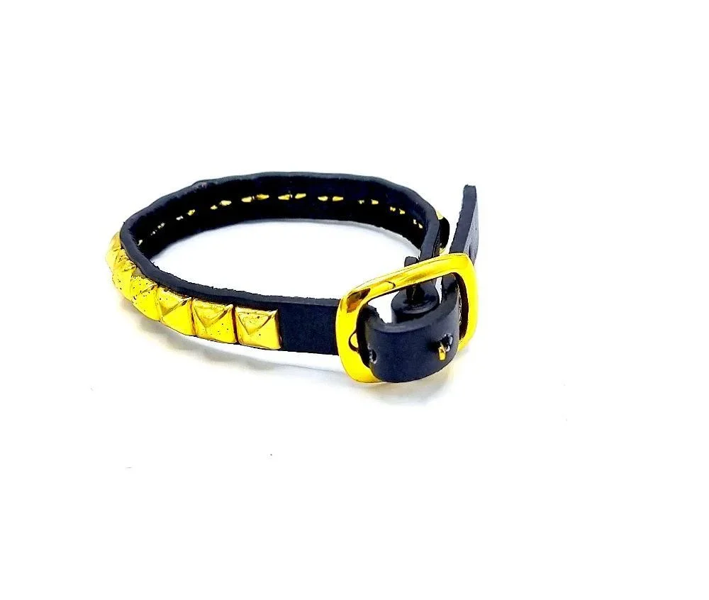 Läderarmband med pyramid nitar guldfärgade - Bild 2