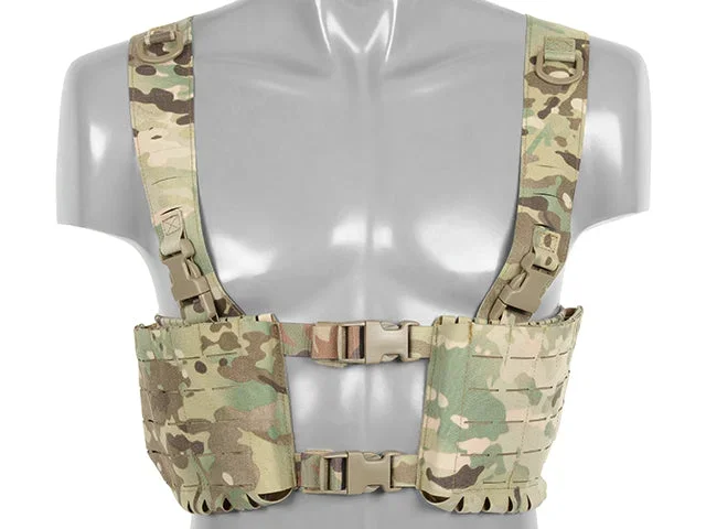 Chest Rig med to lommer til 6 AR/AK-magasiner, laser-cut – Multicam Chest Rig med to lommer til 6 AR/AK-magasiner, laser-cut – Multicam