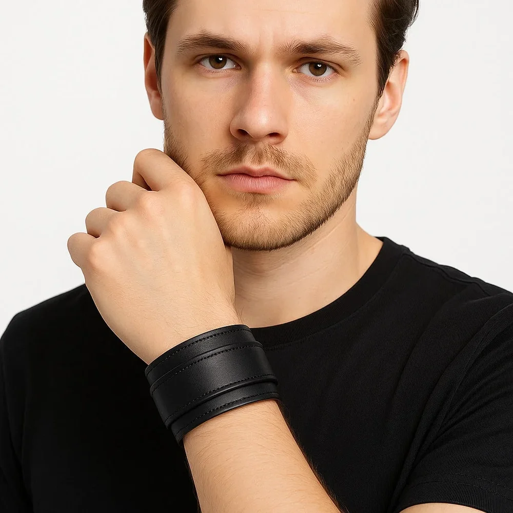 Svart läderarmband med dubbelsöm – Justerbart spänne - Bild 1