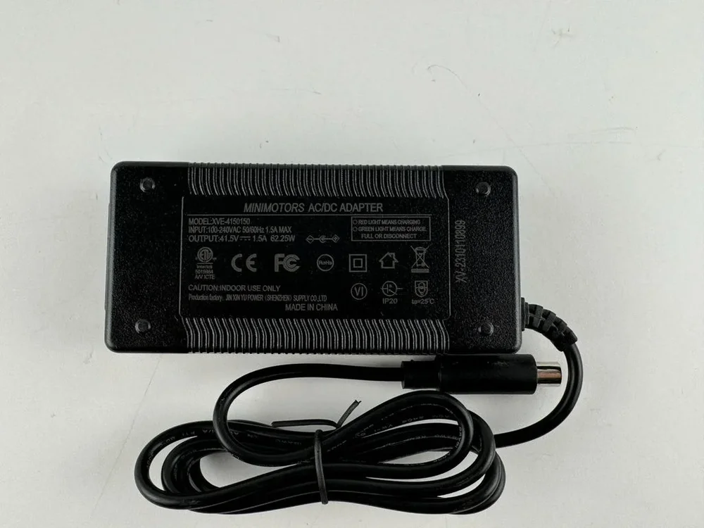 Charger 42V connector 1 pin (cargador con conector 1 pin ) for DT Togo - Bild 1