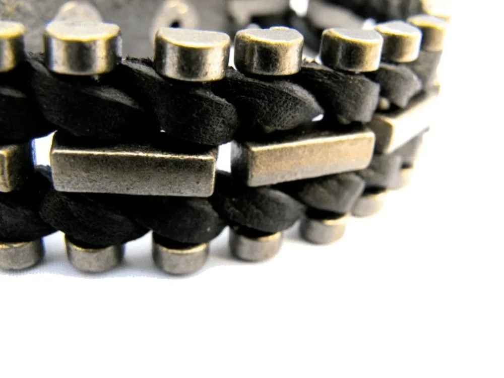 Svart läderarmband med stål - Bild 3
