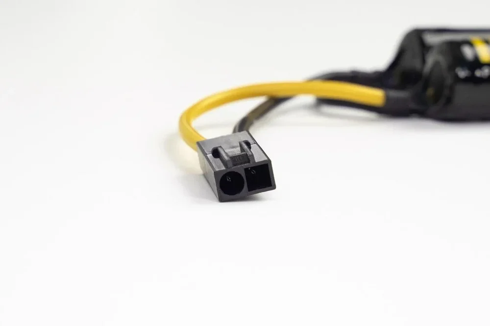 TITAN NiMH Batteri 9.6V 1700mAh – Nunchuk (Dual) Small Tamiya - Bild 3