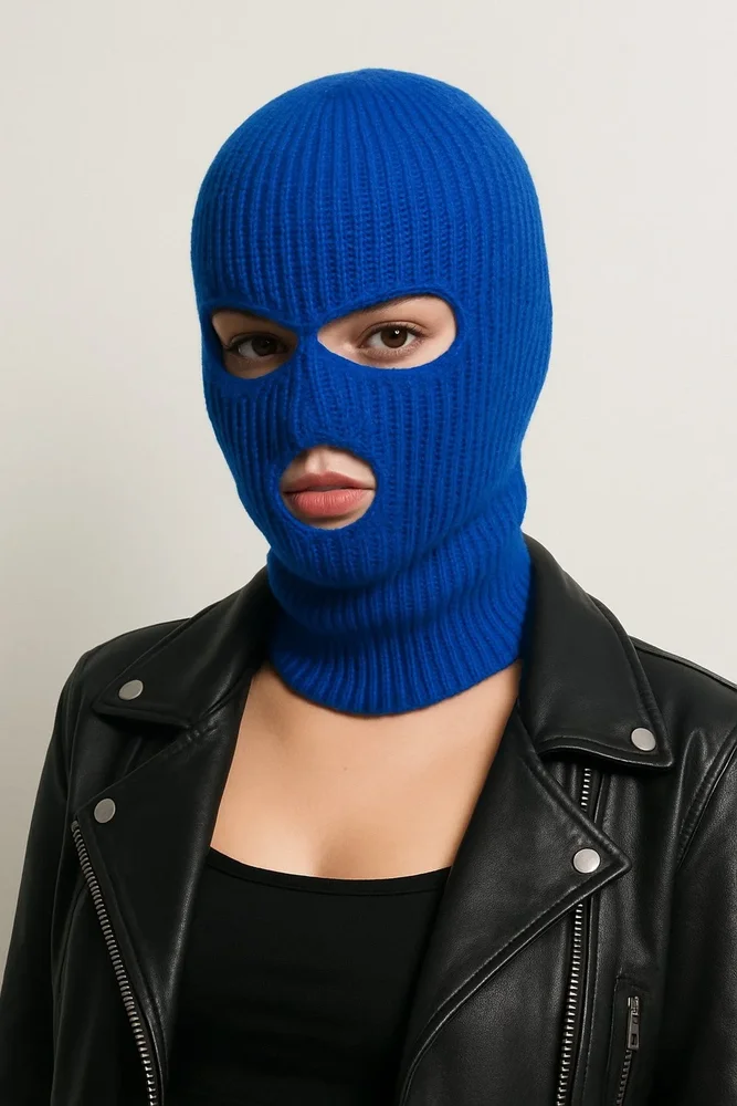 Rånarluva – Stickad Balaclava med Attityd - Bild 2
