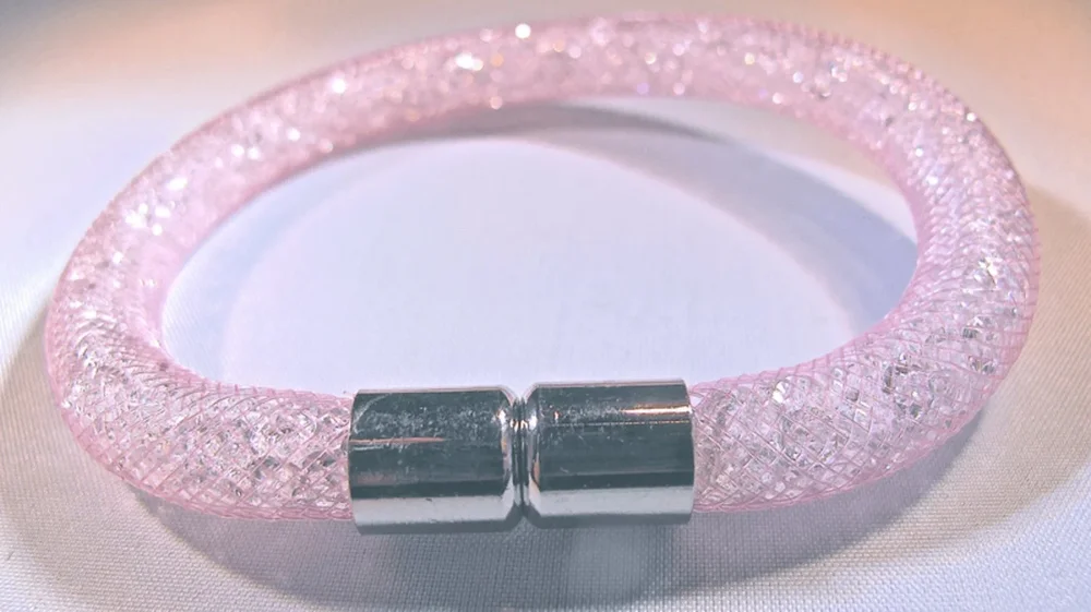 Rosa armband fylld med vita kristaller - Bild 1