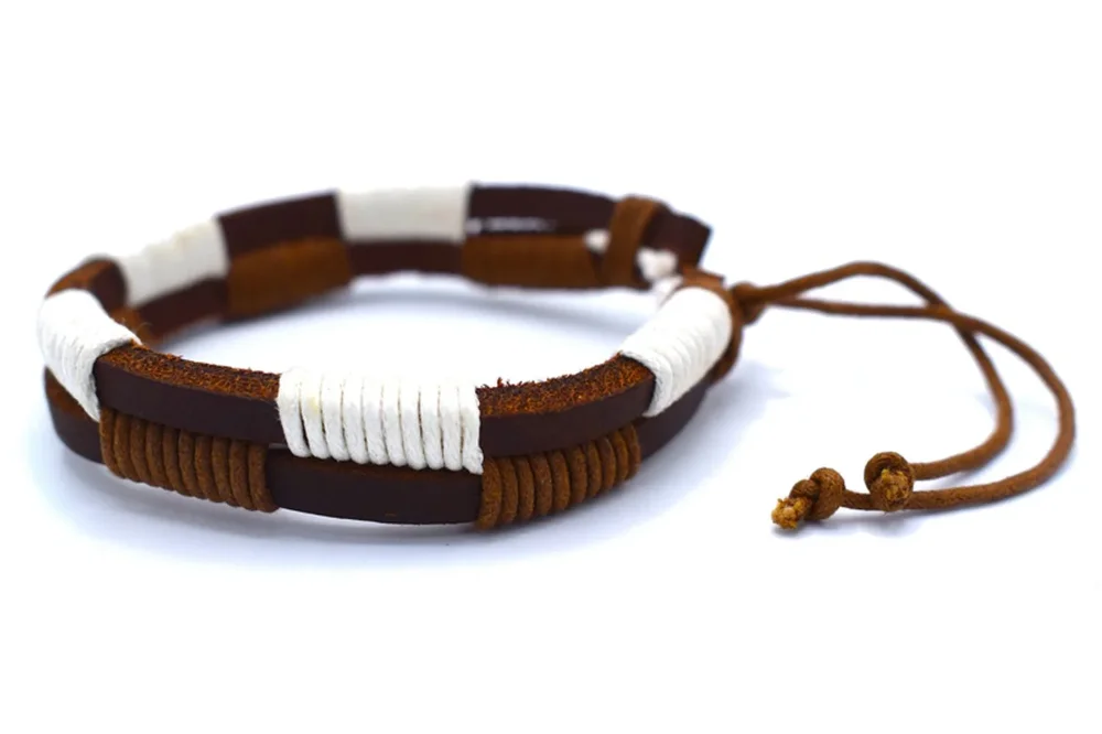 Brun och vit läderarmband - Bild 2