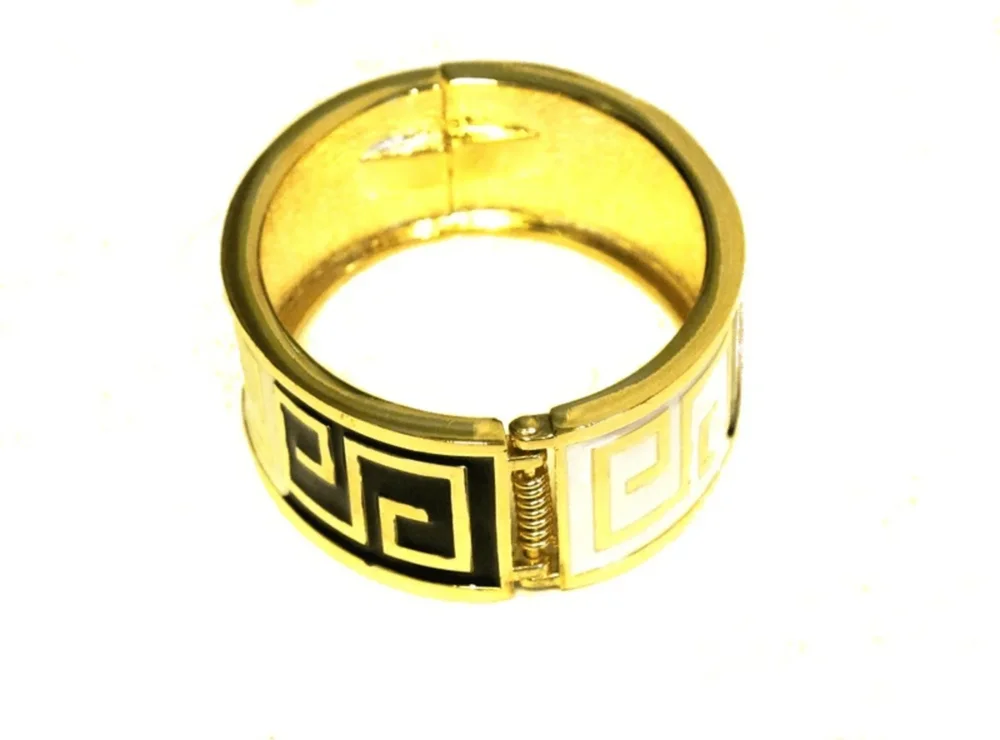 Armband - Guldfärgad med svart och vit mönster - Bild 2