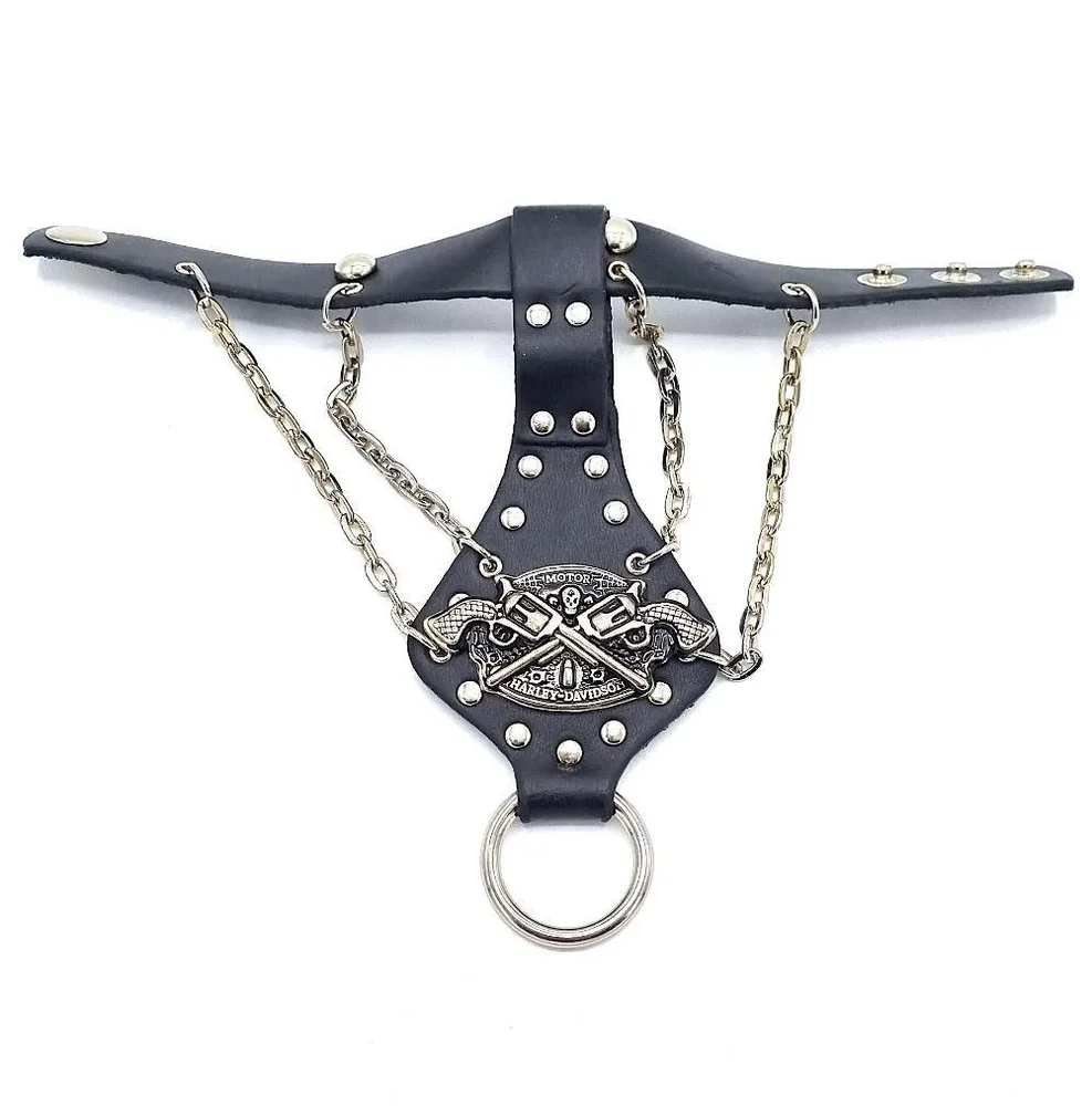 Läderarmband med pistoler, kedjor och runda nitar - Bild 2