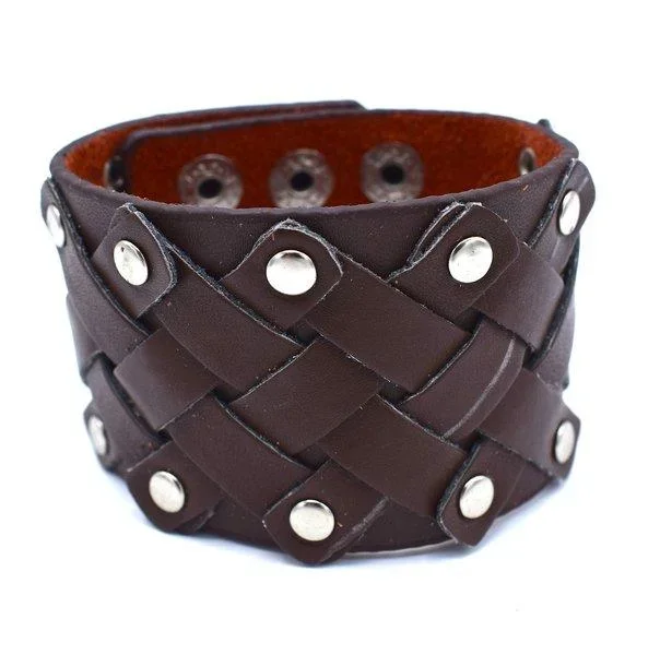 Brun läderarmband med runda nitar - Bild 1