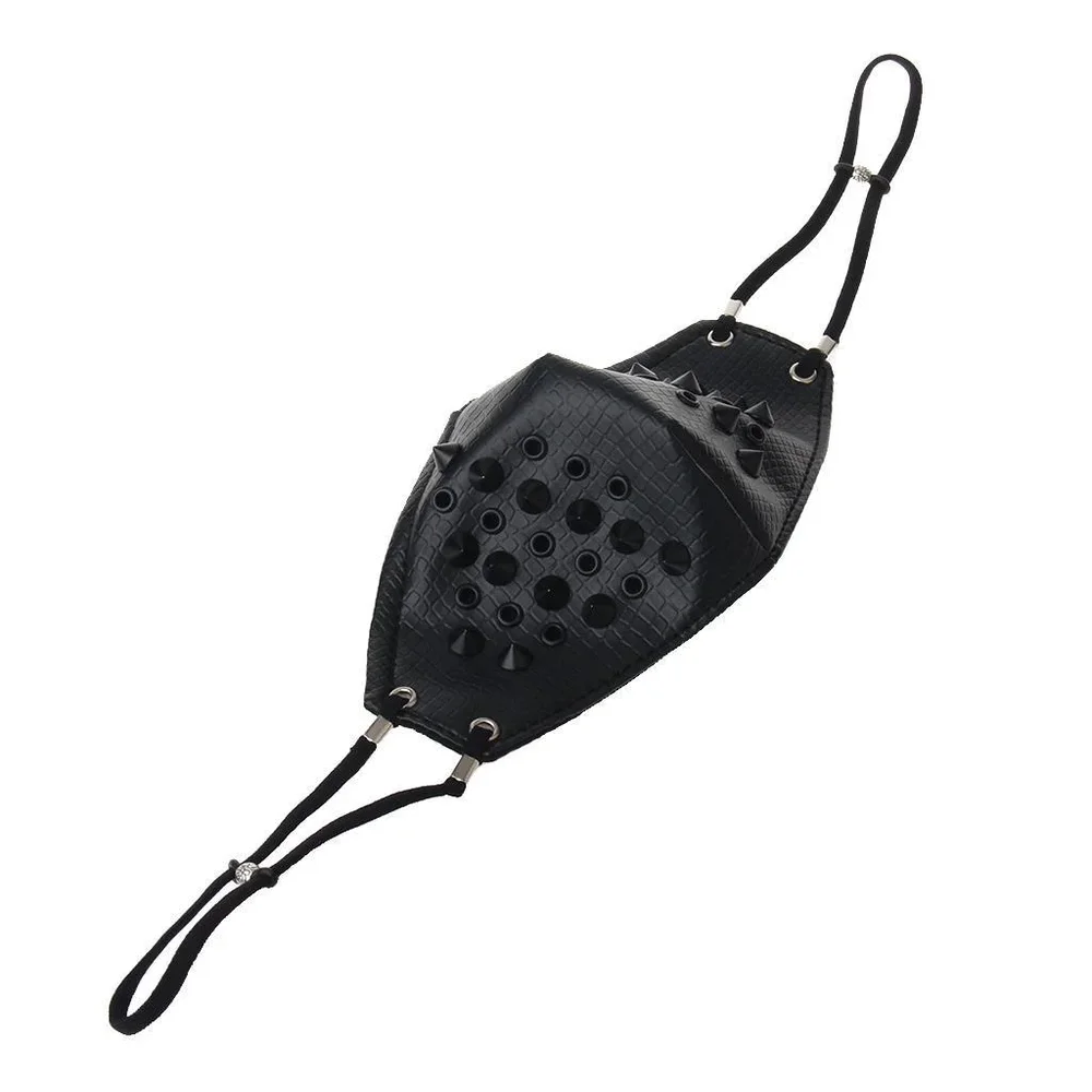 Svart ansiktsmask med svarta nitar - Bild 1