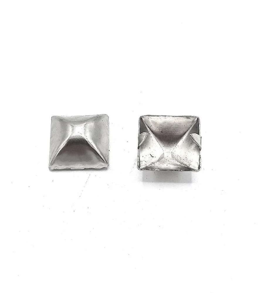 Lösa Nitar - Pyramid - Silverfärgade - Bild 2