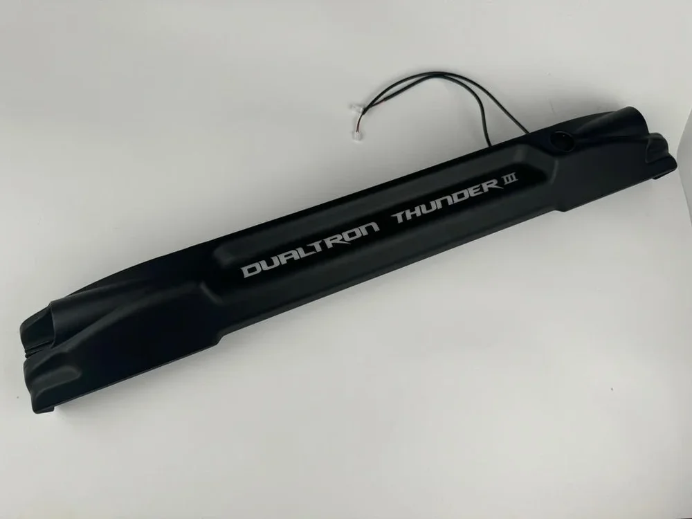 Side Cover Assembled Right (Cubierta Lateral ensamblada Derecha) for Minimotors Dualtron Thunder 3 - Bild 1