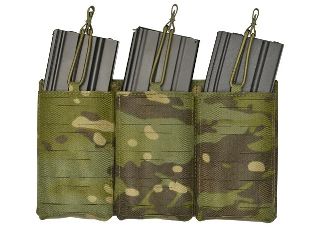 Laser-cut panel med 3 AR15-magasinlommer – Multicam Tropic Laser-cut panel med 3 AR15-magasinlommer – Multicam Tropic