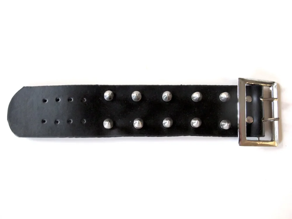 Nitarmband med spike nitar - Bild 2