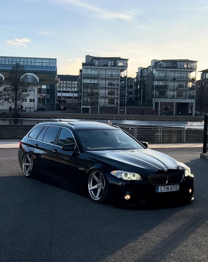 Fjäderbenskit BMW 5-serie F11 (2010-2017) - Bild 2