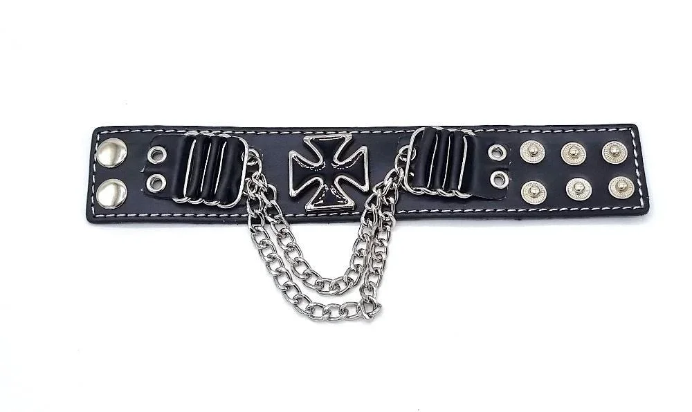 Svart armband med malteserkors och kedjor - Bild 2