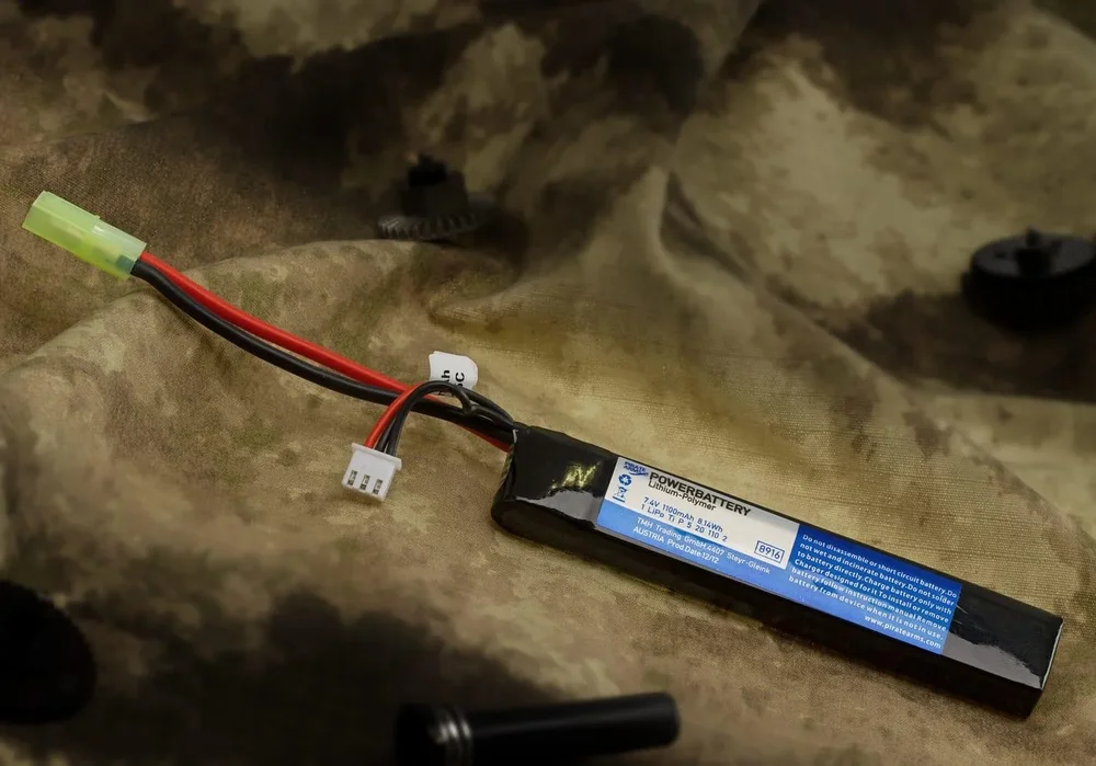 LiPo 7,4 V 1100 mAh 20C Stock Tube Type - Bild 3