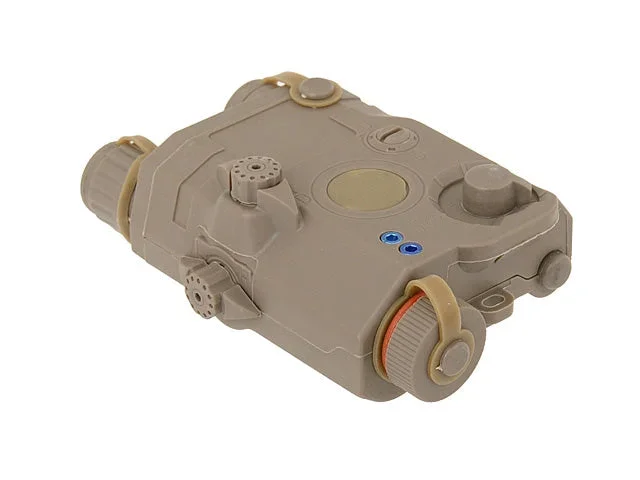 Dummy PEQ15 LA-5 batteriboks – Desert - Bild 3