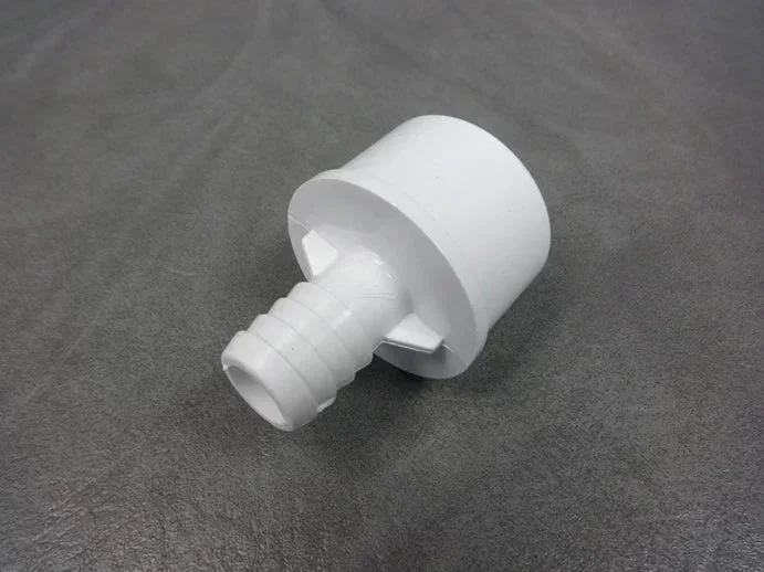 PVC Förminskning 1 1/2″-3/4″ hane/slang rillad CS PVC Förminskning 1 1/2″-3/4″ hane/slang rillad CS