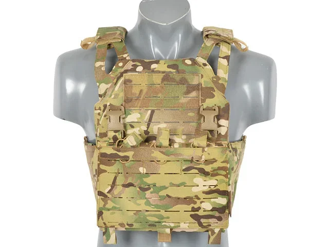 Buckle Up Operator Plate Carrier med AR15/AK-magasinlomme, laser-cut – Multicam Buckle Up Operator Plate Carrier med AR15/AK-magasinlomme, laser-cut – Multicam