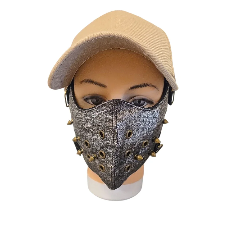 Grå ansiktsmask i konstläder med bronsfärgade spikes & öljetter - Bild 1